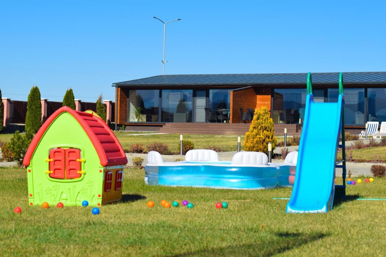 Sanderson Apartments Miercurea Ciuc Bagian luar foto